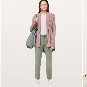 Lululemon On the Fly 7/8, size 10